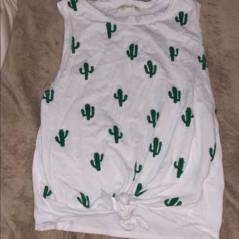 🎉HP🎉 Cactus tie up shirt xs atticute